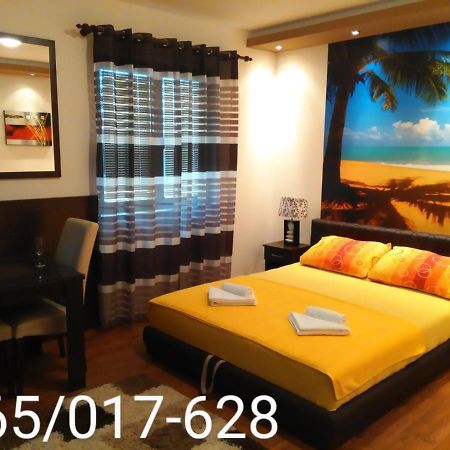 Apartments Leo Требине Екстериор снимка